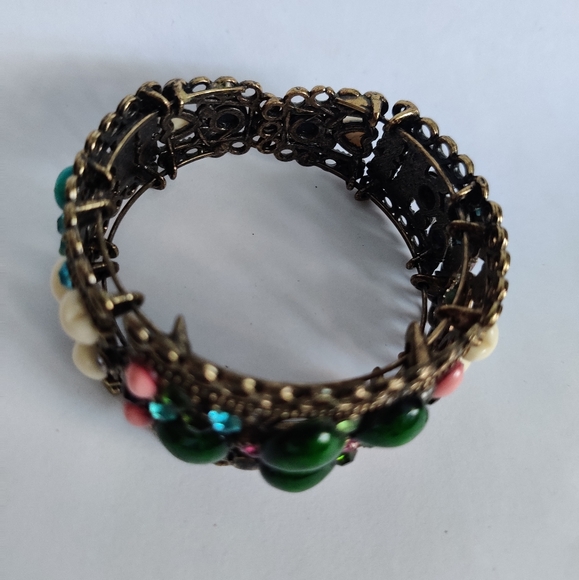 Y2K Multicolor Hearts Bracelet - Picture 11 of 11